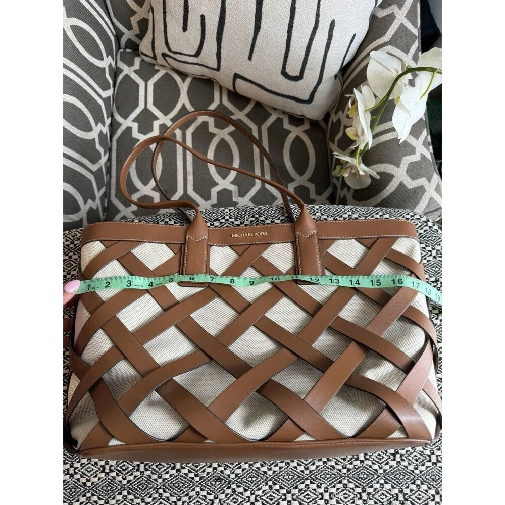 Michael Kors Sienna Tote Shoulder Bag Brown. Retails $398